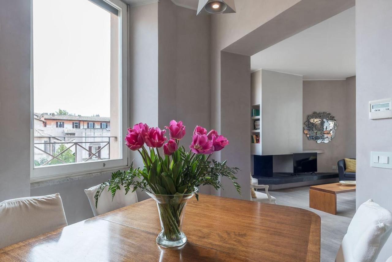 Apartment Stunning Views Over Central Rome's Rooftops - Fromhometorome Rom
